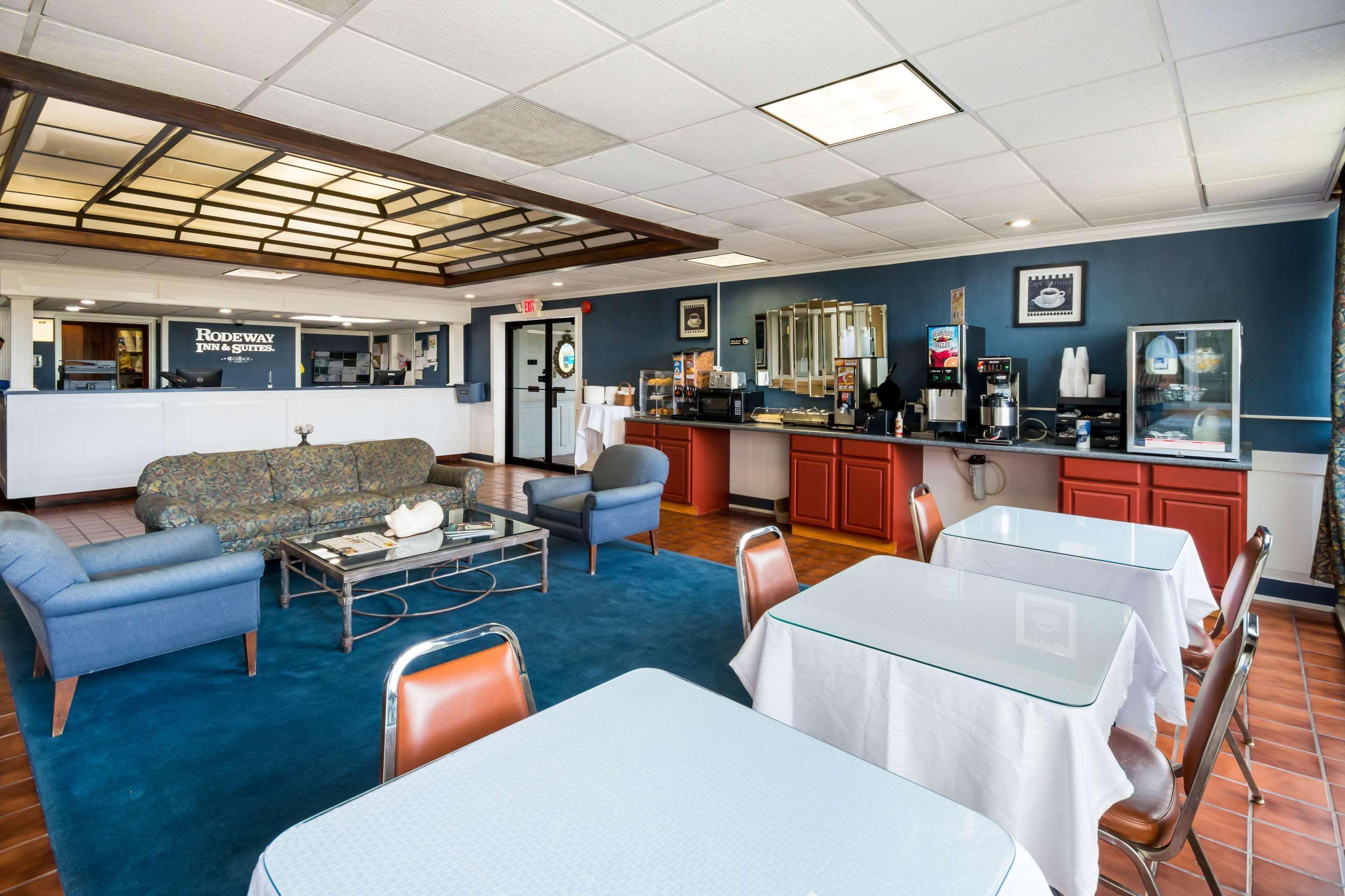 Hotel Rodeway And